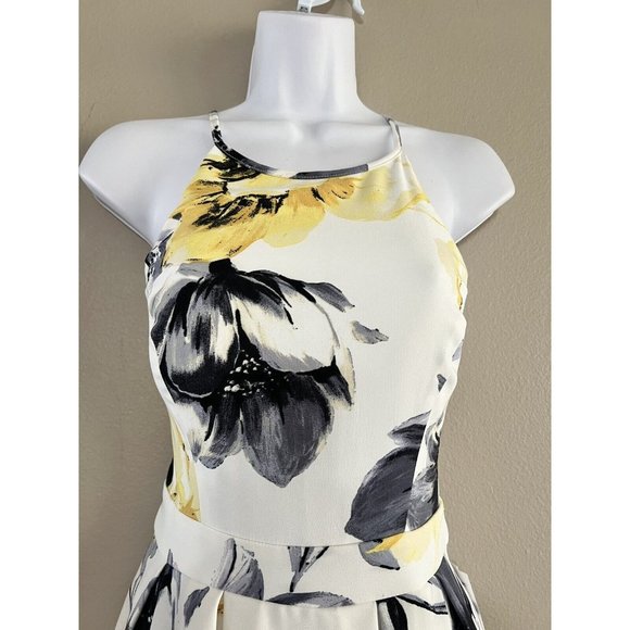 NWT Xtraordinary Formal Dress Sz 5 White Yellow Gray Floral High Neck Maxi Tiers - Picture 4 of 10